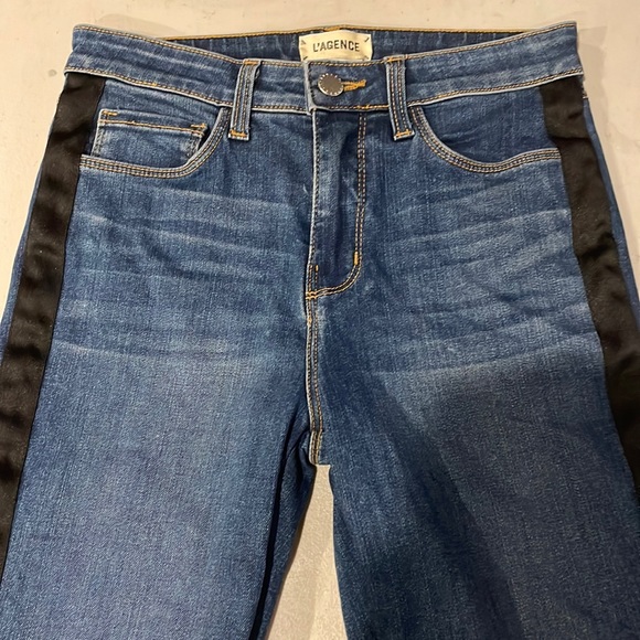 L'AGENCE Denim - NWOT L’AGENCE SKINNIES WITH BLACK SATEEN STRIP DOWN THE SIDES!!